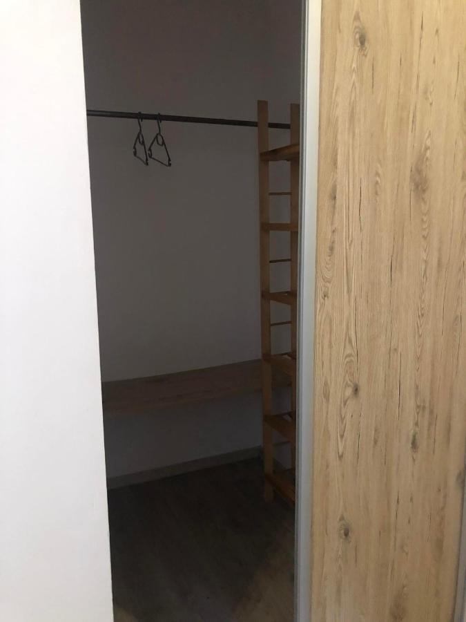 רין Apartament Nad Jeziorem Ryn מראה חיצוני תמונה